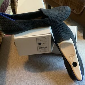 Rothy’s Loafer - black Swiss dot - size 9